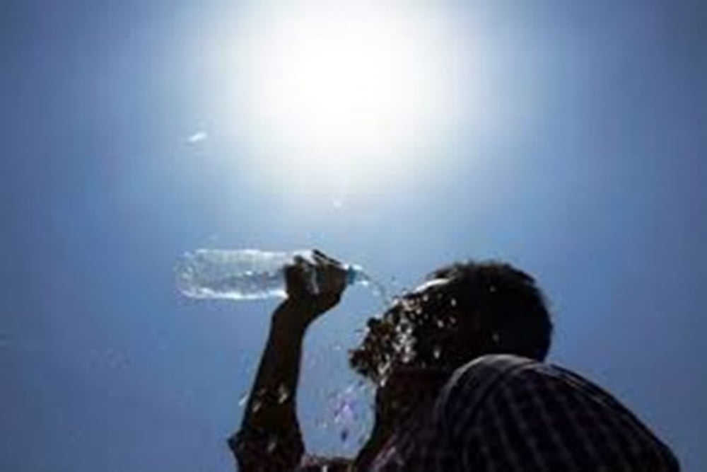 Holi Heatwave: South Bengal Temperatures Soar To Near 38 Degrees Celsius Holi Heatwave: South Bengal Temperatures Soar To Near 38 Degrees Celsius