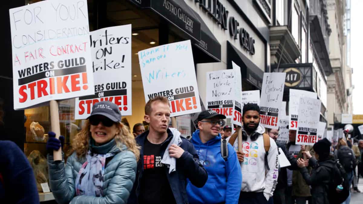 Hollywood Shutdown: Actors And Writers On Strike Hollywood Shutdown: Actors And Writers On Strike