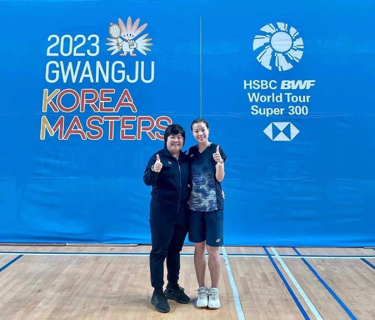 Hot Girl Cầu Lông Thùy Linh: Thử Thách Khốc Liệt Tại Vòng 1 Swiss Open 2025 Hot Girl Cầu Lông Thùy Linh: Thử Thách Khốc Liệt Tại Vòng 1 Swiss Open 2025