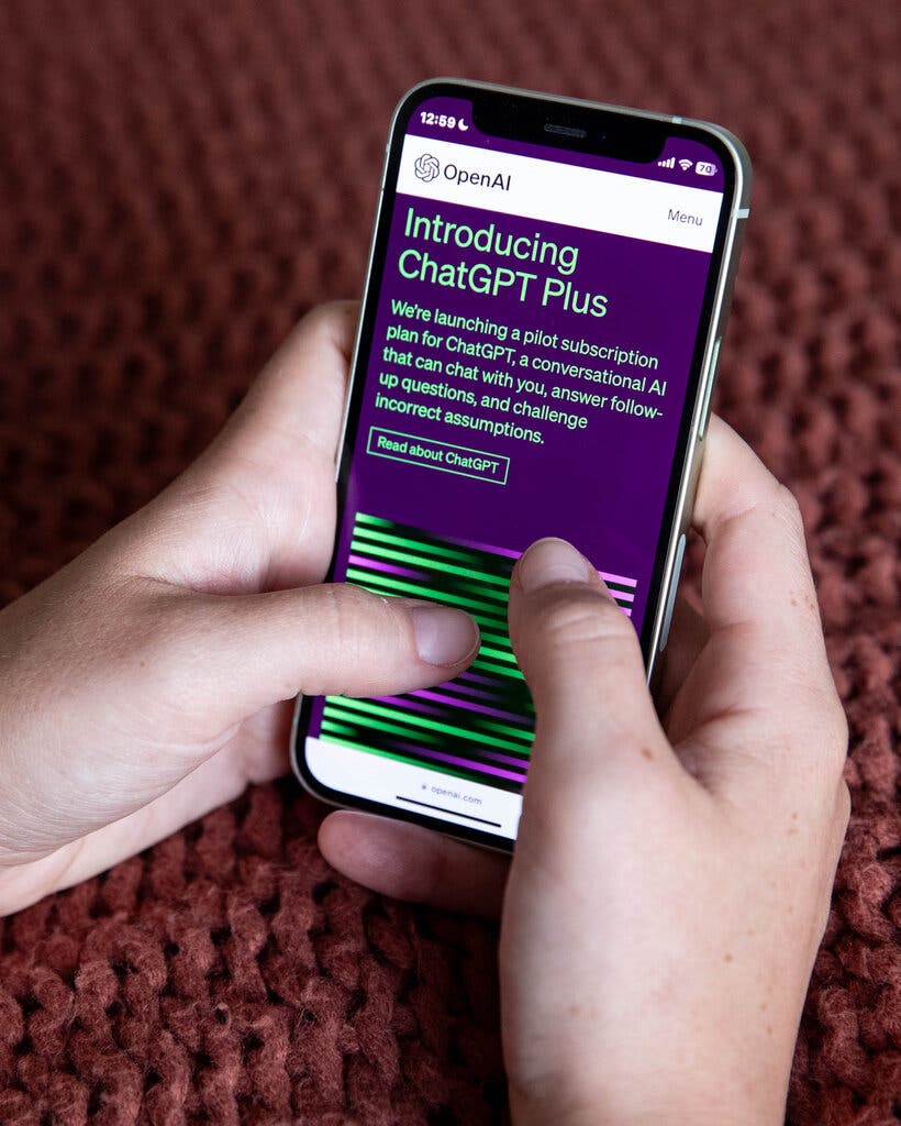 How OpenAI's ChatGPT Is Changing The Online Shopping Experience How OpenAI's ChatGPT Is Changing The Online Shopping Experience