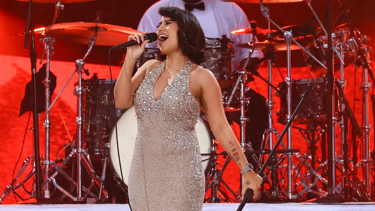 How To Watch The 2025 American Music Awards For Free Online How To Watch The 2025 American Music Awards For Free Online