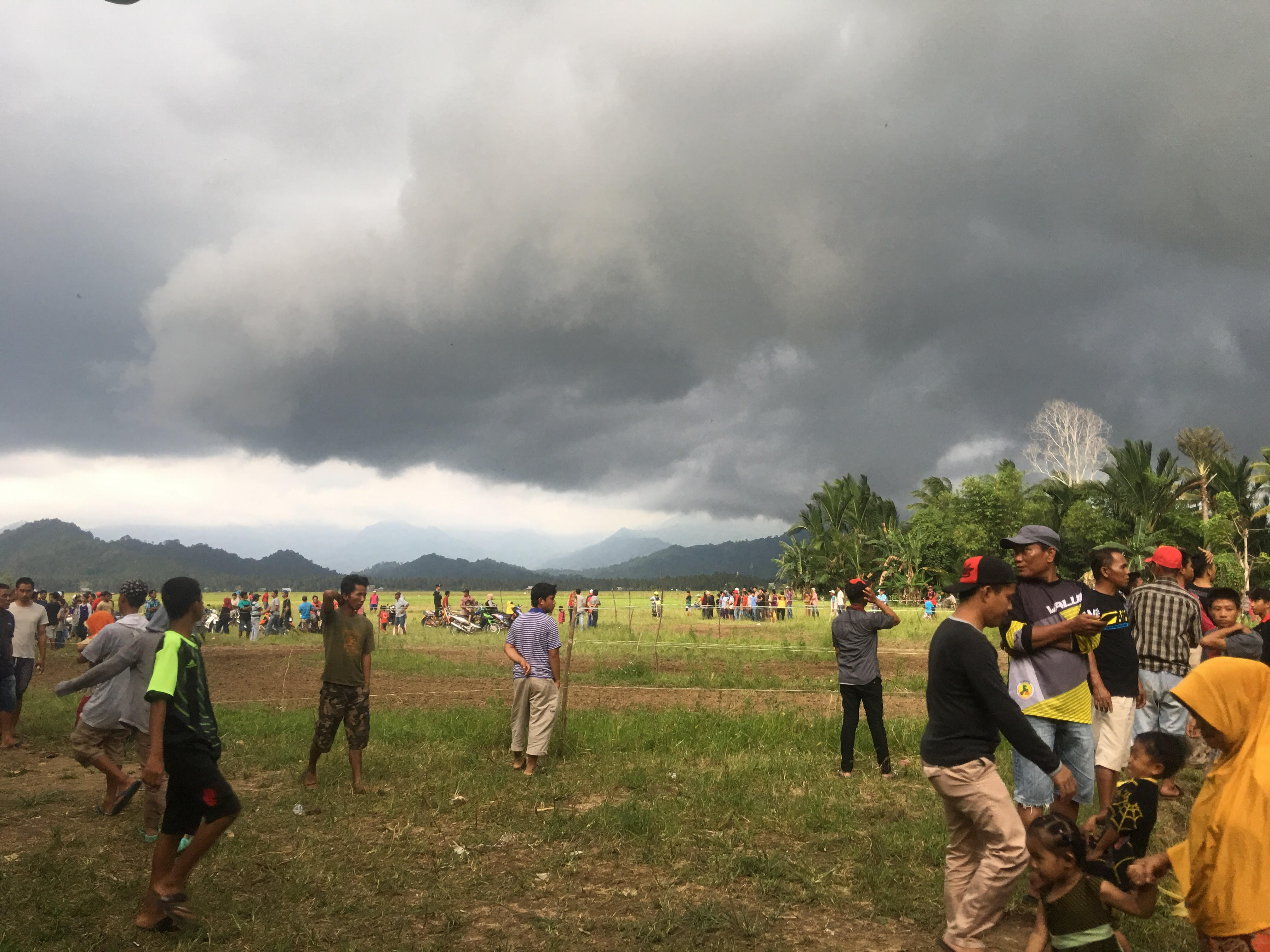 Hujan Deras Dan Petir Di Jawa Timur: Informasi Cuaca 29 Maret 2024 Hujan Deras Dan Petir Di Jawa Timur: Informasi Cuaca 29 Maret 2024