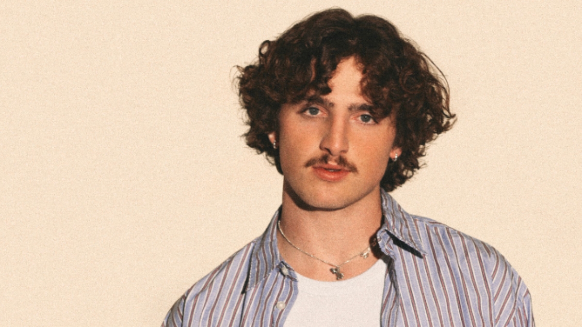 IHeartRadio Music Awards 2025: Benson Boone's Striking Sheer Top IHeartRadio Music Awards 2025: Benson Boone's Striking Sheer Top