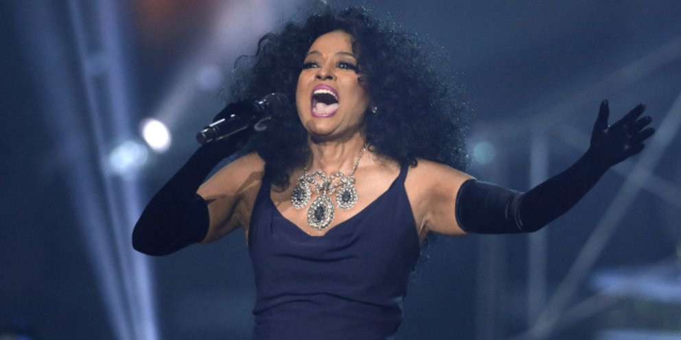 Η Τζάνετ Τζάκσον Στα American Music Awards: Επιστροφή Στην Σκηνή; Η Τζάνετ Τζάκσον Στα American Music Awards: Επιστροφή Στην Σκηνή;