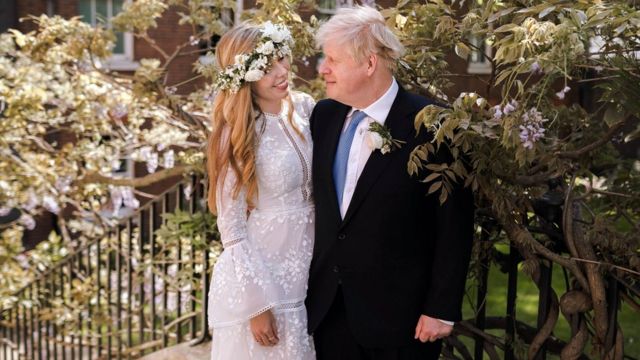 Incidente Con Avestruz: Boris Johnson Y Su Familia En Texas Incidente Con Avestruz: Boris Johnson Y Su Familia En Texas