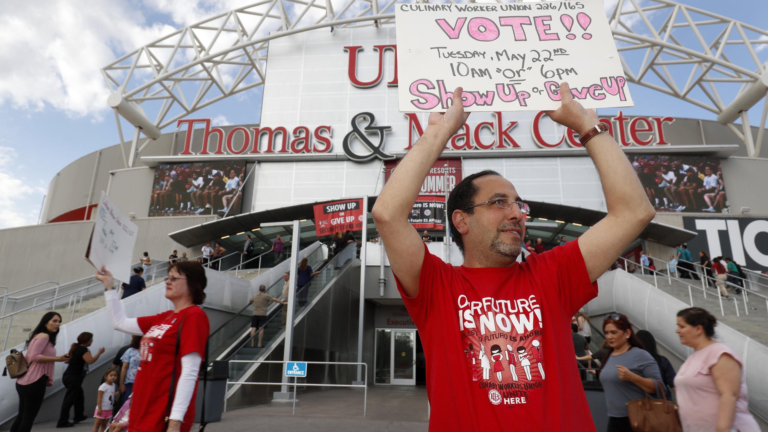 Inside The Recent Labor Negotiations At Las Vegas Casinos Inside The Recent Labor Negotiations At Las Vegas Casinos