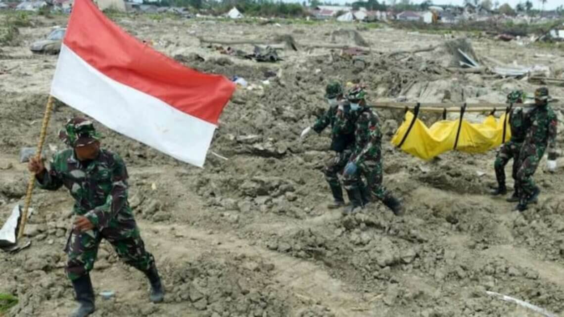 Investasi Di Giant Sea Wall: Peran Swasta Dalam Penanggulangan Banjir Investasi Di Giant Sea Wall: Peran Swasta Dalam Penanggulangan Banjir