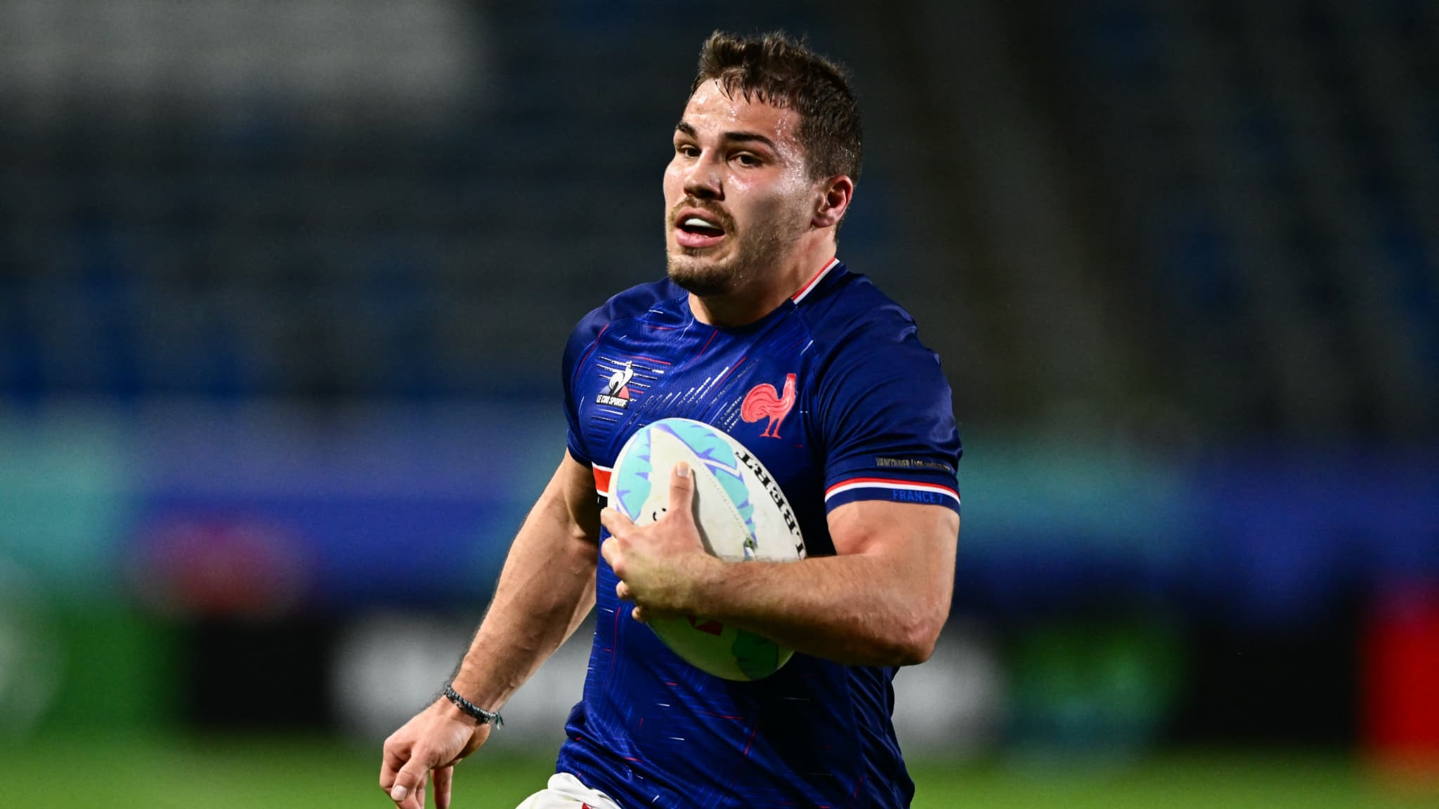 Italy Vs. France: Dupont's Performance In A Decisive Rugby Match