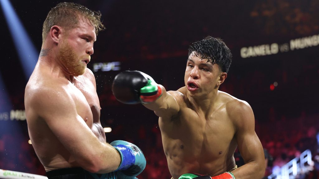 Jaime Munguia Scores Decision Victory, Avenging Sarace Defeat Jaime Munguia Scores Decision Victory, Avenging Sarace Defeat