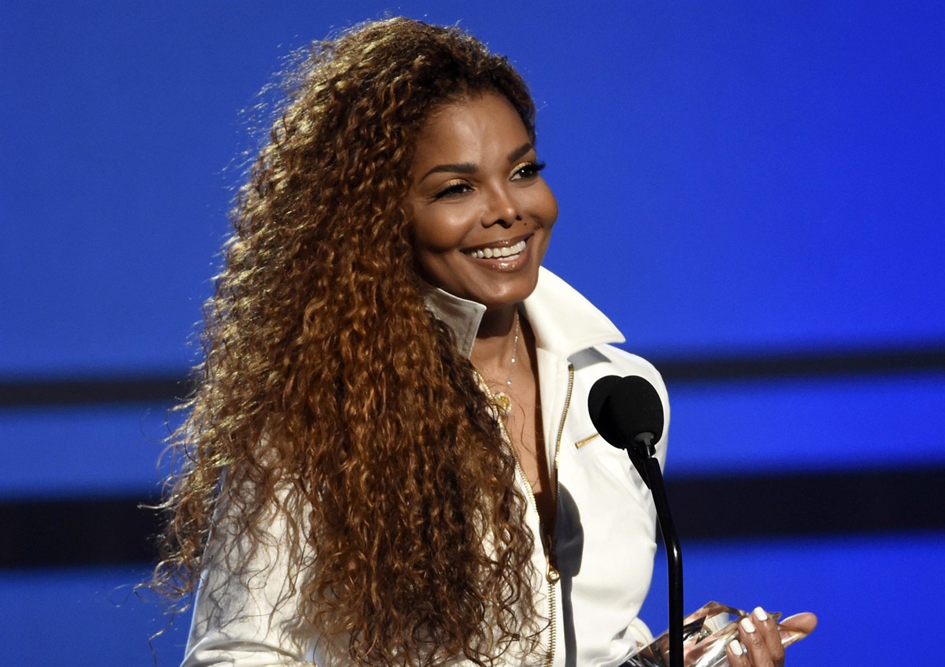 Janet Jackson's ICON Award Acceptance And Performance At The 2025 AMAs