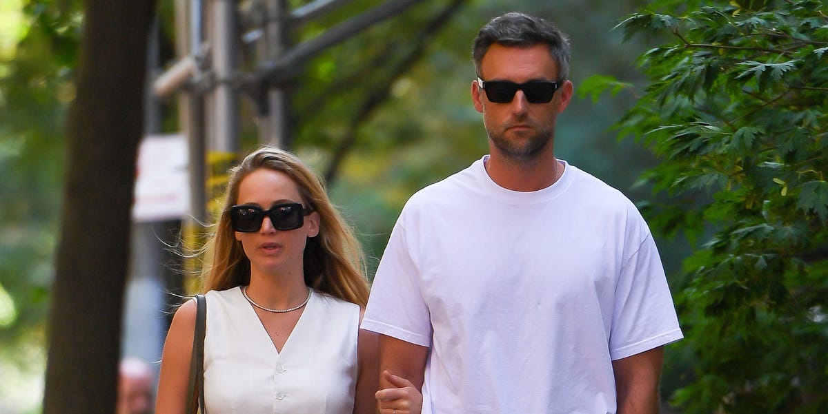 Jennifer Lawrence & Cooke Maroney: Photos Emerge After Second Child Reports Jennifer Lawrence & Cooke Maroney: Photos Emerge After Second Child Reports