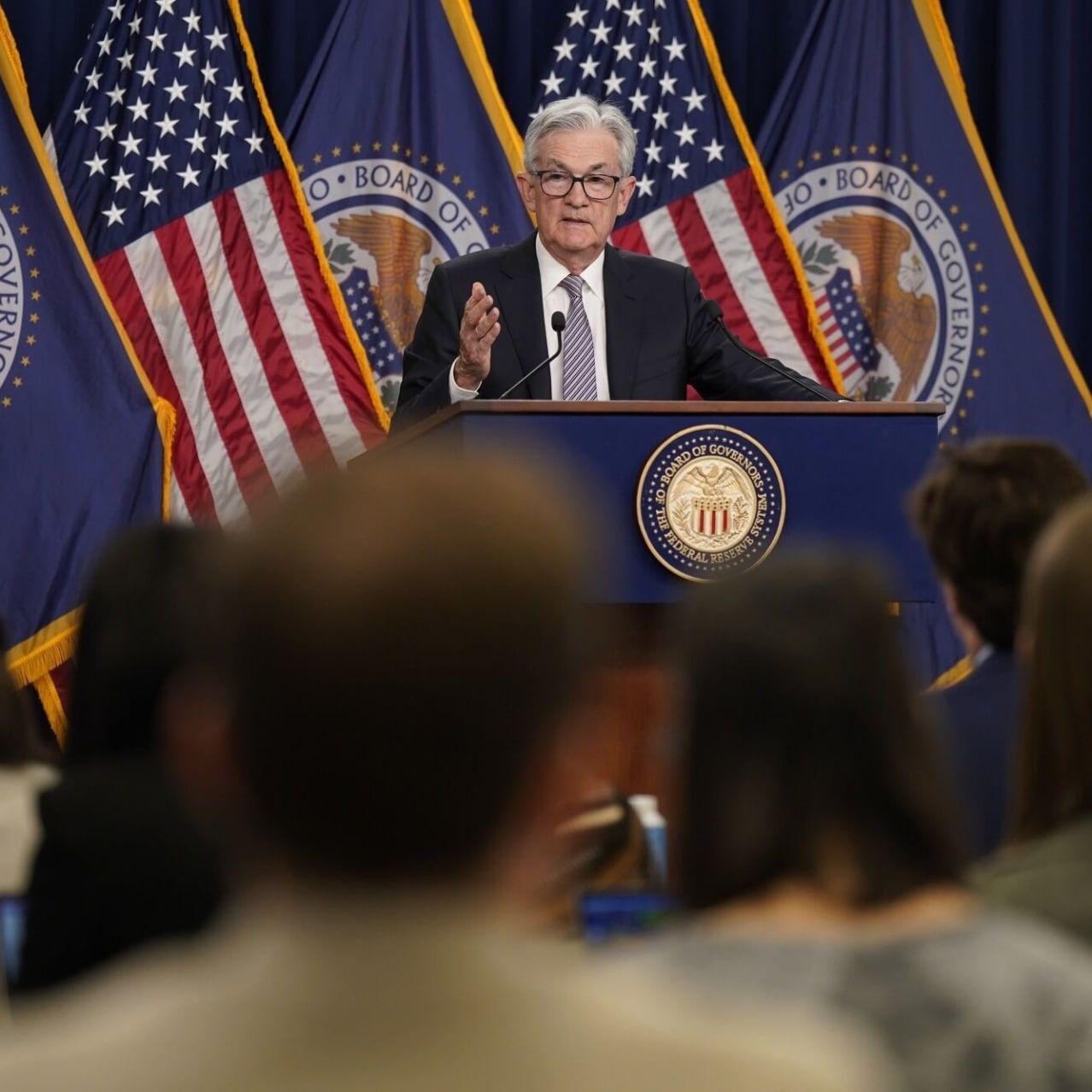 Jerome Powell And The Fed: How Tariffs Threaten Economic Goals Jerome Powell And The Fed: How Tariffs Threaten Economic Goals