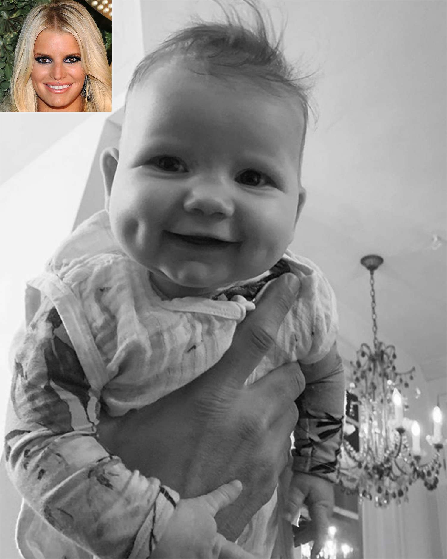Jessica Simpson's Daughter Birdie, 6, Twins With Mom In Adorable Yellow Swimsuits Jessica Simpson's Daughter Birdie, 6, Twins With Mom In Adorable Yellow Swimsuits