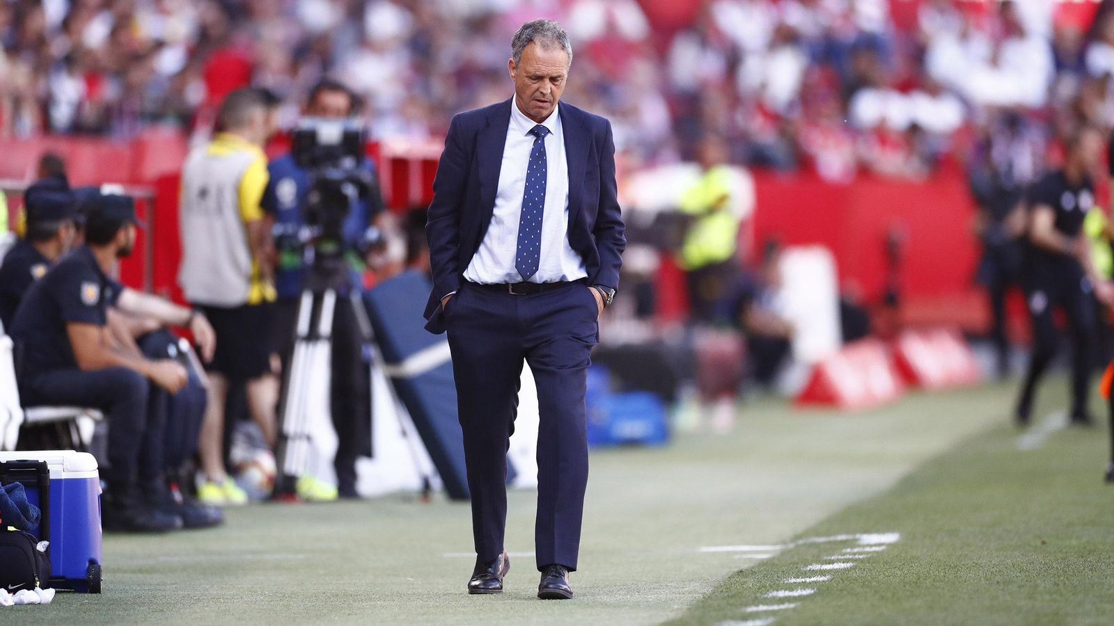Joaquín Caparrós, Nuevo Entrenador Del Sevilla FC Tras El Despido De García Pimienta Joaquín Caparrós, Nuevo Entrenador Del Sevilla FC Tras El Despido De García Pimienta