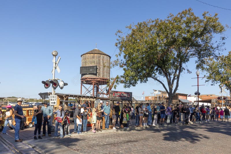 Joe Jonas Stuns Fort Worth Stockyards With Impromptu Performance Joe Jonas Stuns Fort Worth Stockyards With Impromptu Performance