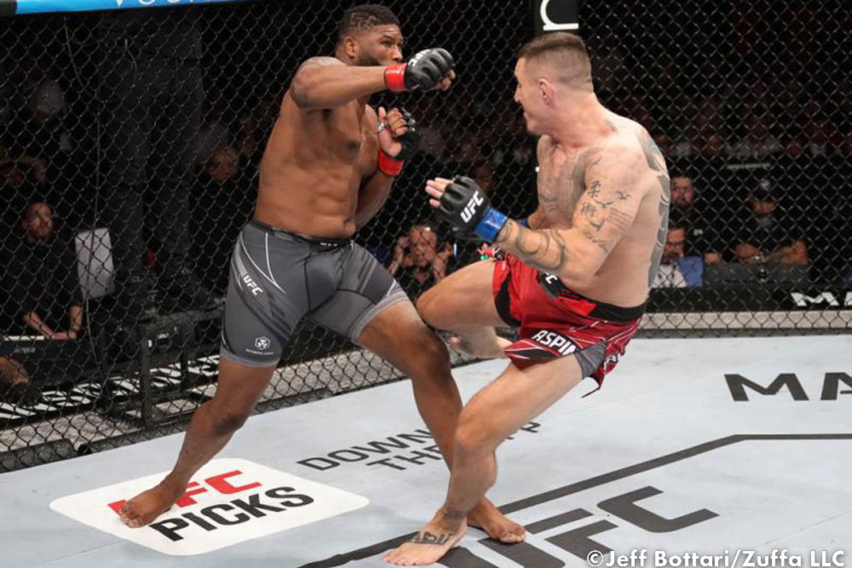 Jon Jones Accused Of Mentally Exhausting Tom Aspinall: Former Opponent Weighs In After Dana White's Update Jon Jones Accused Of Mentally Exhausting Tom Aspinall: Former Opponent Weighs In After Dana White's Update