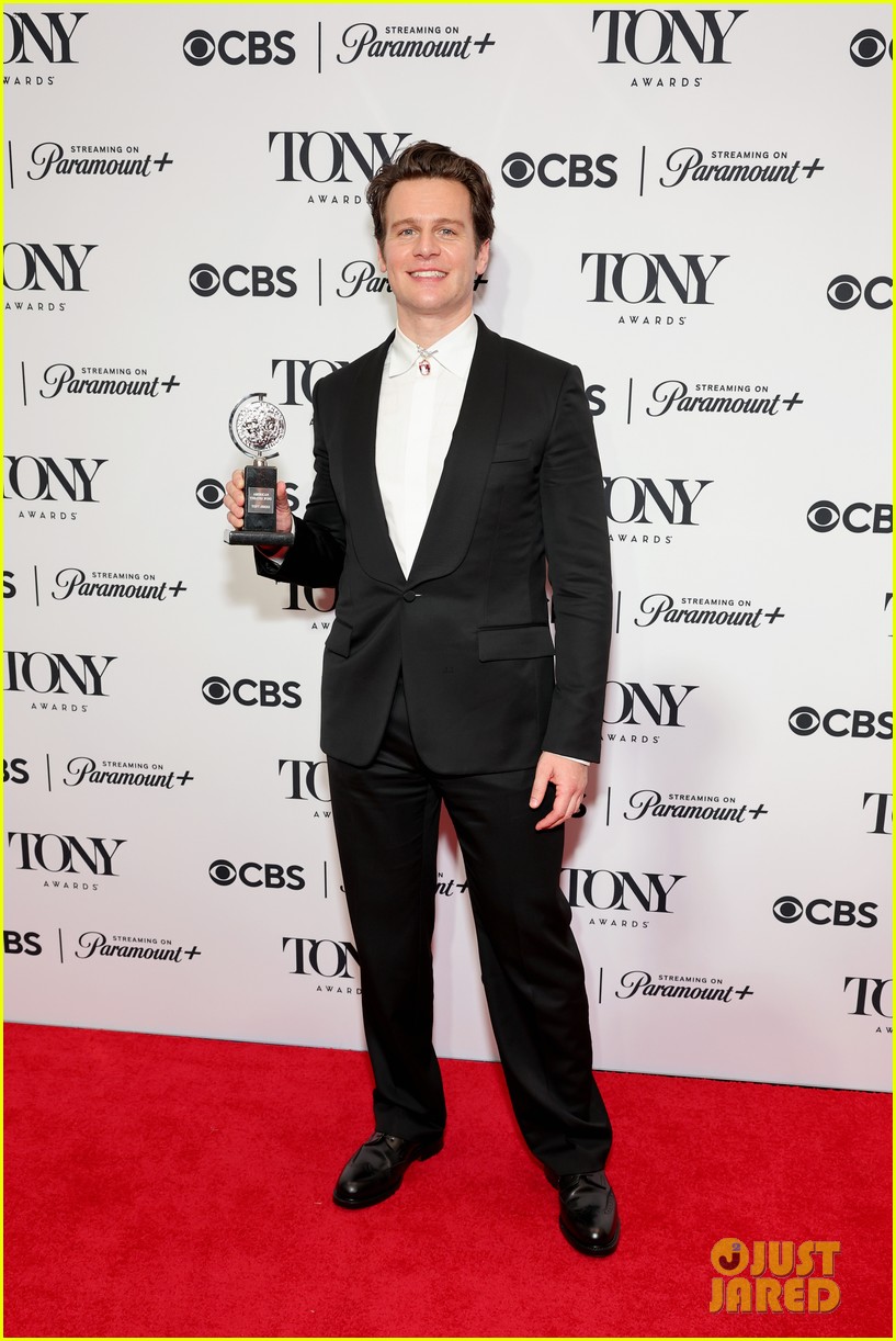 Jonathan Groff's Potential Tony Award History: A Look At His Performance In Jonathan Groff's Potential Tony Award History: A Look At His Performance In