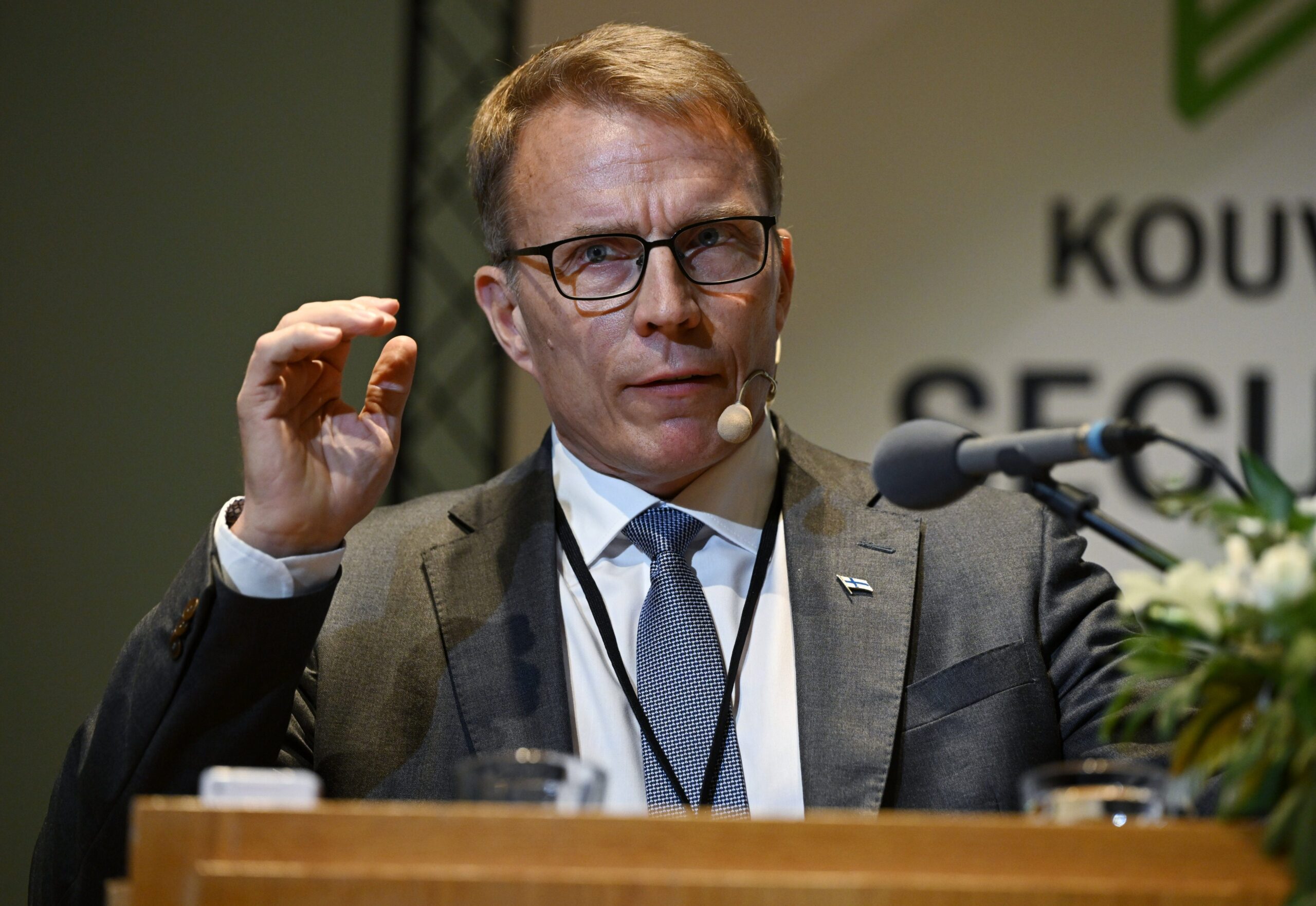 Källman Ja Hoskonen: Loppu Puolan Seuran Kanssa Källman Ja Hoskonen: Loppu Puolan Seuran Kanssa