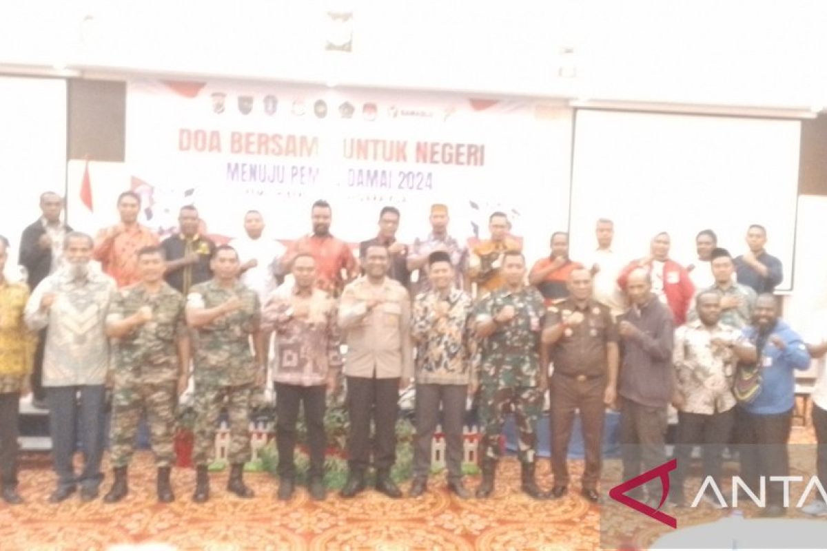 Kakanwil Papua Ajak Masyarakat Dukung Persipura Jayapura Kakanwil Papua Ajak Masyarakat Dukung Persipura Jayapura