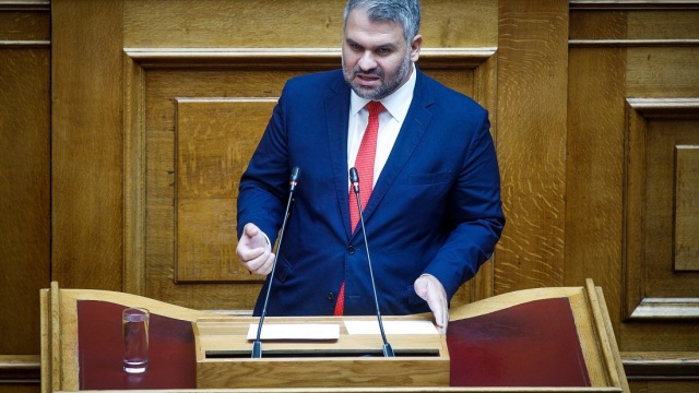 Καταγραφή Κλοπής Καλωδίων: Βίντεο Αποκαλύπτει Τη Μεθοδολογία Των Δραστών Καταγραφή Κλοπής Καλωδίων: Βίντεο Αποκαλύπτει Τη Μεθοδολογία Των Δραστών