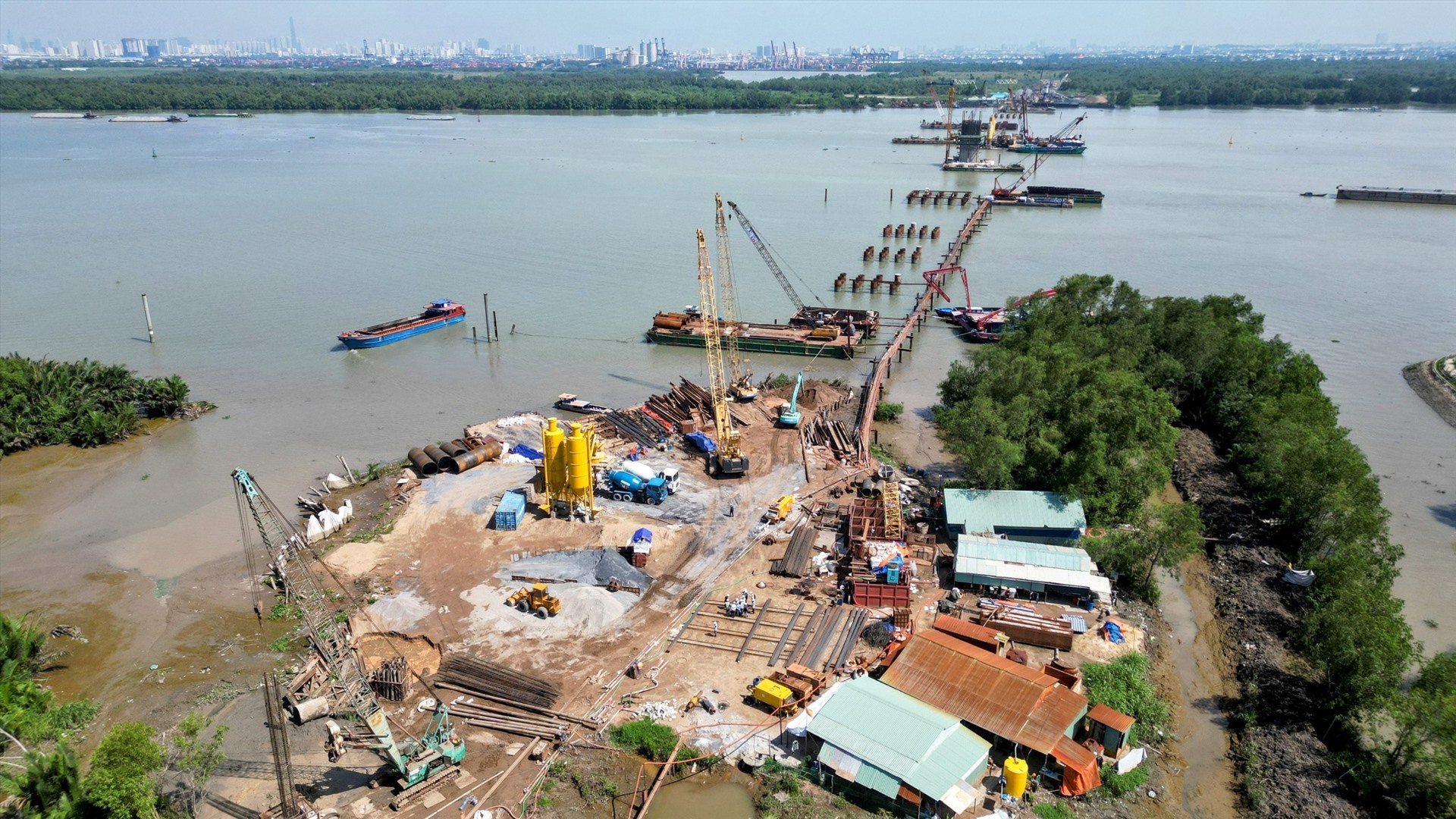 Kế Hoạch Đầu Tư: 7 Vị Trí Kết Nối TP.HCM - Long An Kế Hoạch Đầu Tư: 7 Vị Trí Kết Nối TP.HCM - Long An