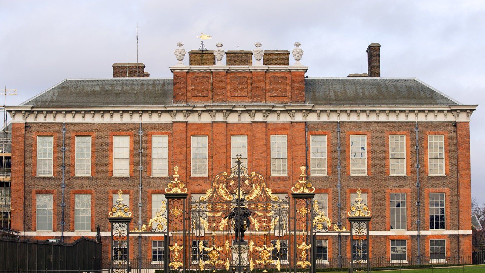 Kensington Palace Shares Thoughtful Photo Of Prince William