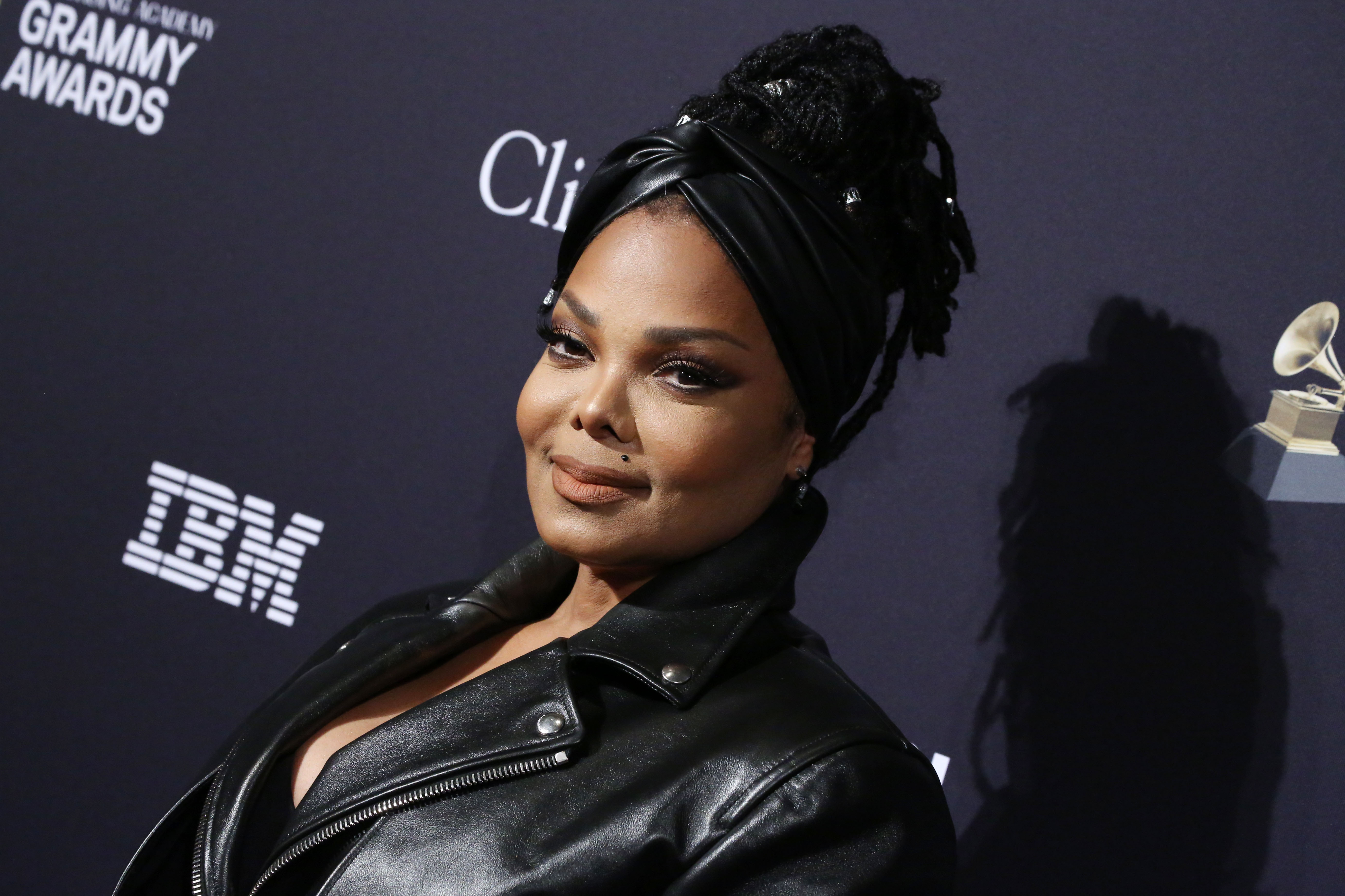 Key Moments: How Janet Jackson Supported Jennifer Lopez Key Moments: How Janet Jackson Supported Jennifer Lopez