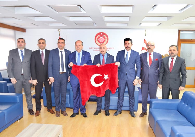 Kıbrıs'ta Direkt Uçuşlar: Tatar'ın Açıklamalarının Etkisi Kıbrıs'ta Direkt Uçuşlar: Tatar'ın Açıklamalarının Etkisi
