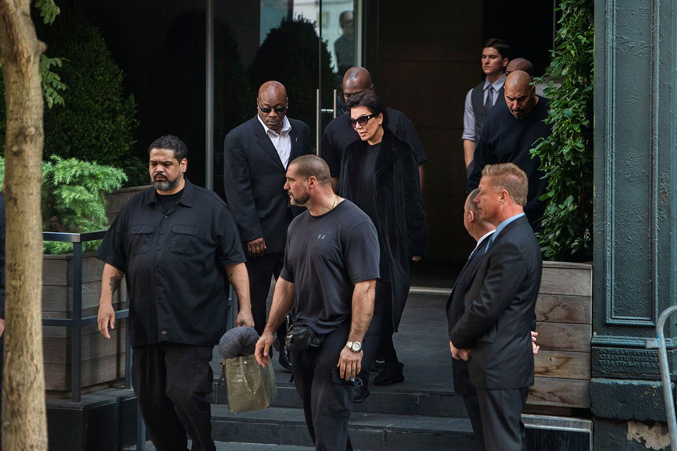 Kim Kardashian Recounts Terrifying Paris Robbery In Court Kim Kardashian Recounts Terrifying Paris Robbery In Court
