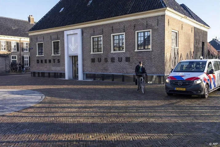Klachten Over Angstcultuur Bij De NPO: De Rol Van Leeflang Klachten Over Angstcultuur Bij De NPO: De Rol Van Leeflang