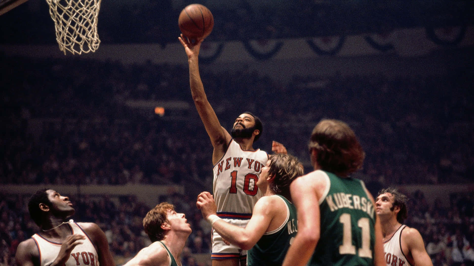 Knicks Legend Walt Frazier Jokes With Celtics Fan Dylan Dreyer On Today Knicks Legend Walt Frazier Jokes With Celtics Fan Dylan Dreyer On Today