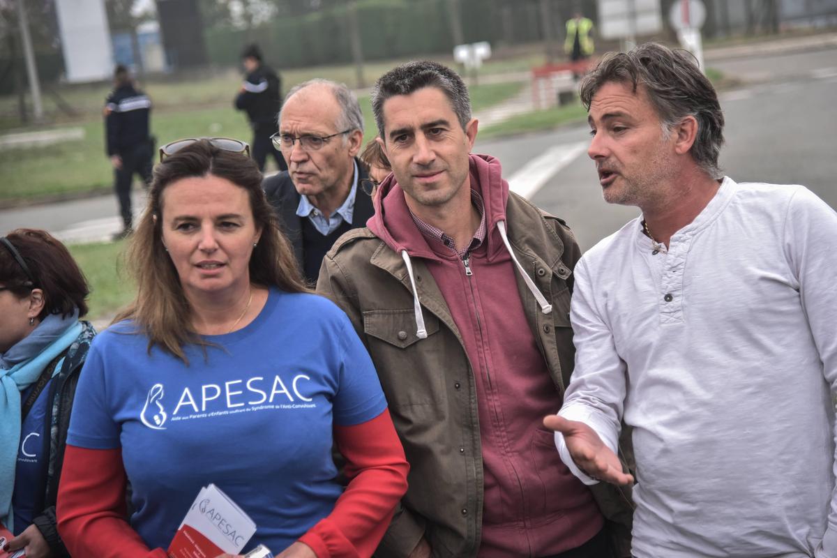 L'Usine De Mourenx : Sanofi Et Le Scandale De La Dépakine L'Usine De Mourenx : Sanofi Et Le Scandale De La Dépakine