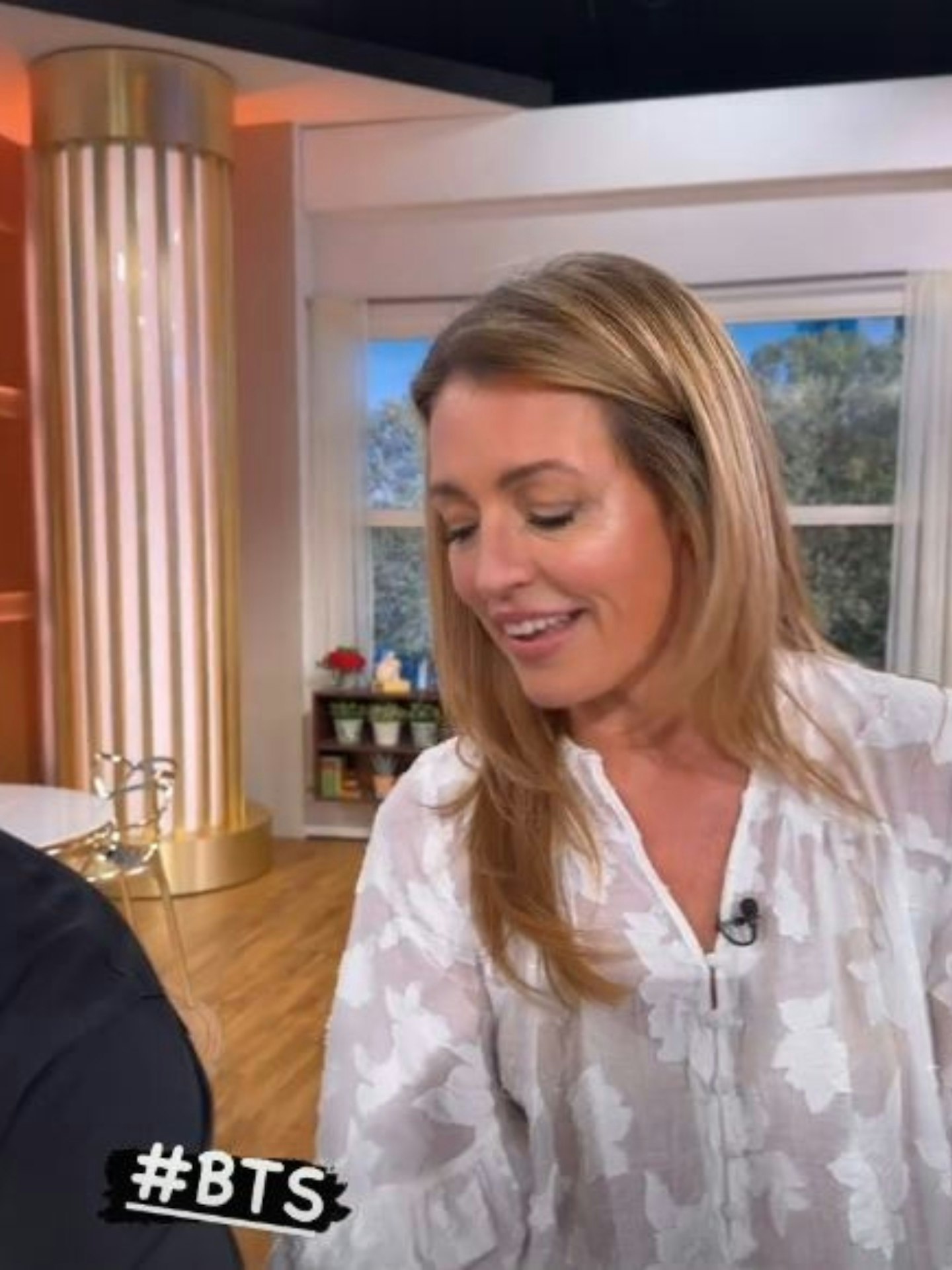 Last Minute Wardrobe Disaster For Cat Deeley On This Morning Last Minute Wardrobe Disaster For Cat Deeley On This Morning