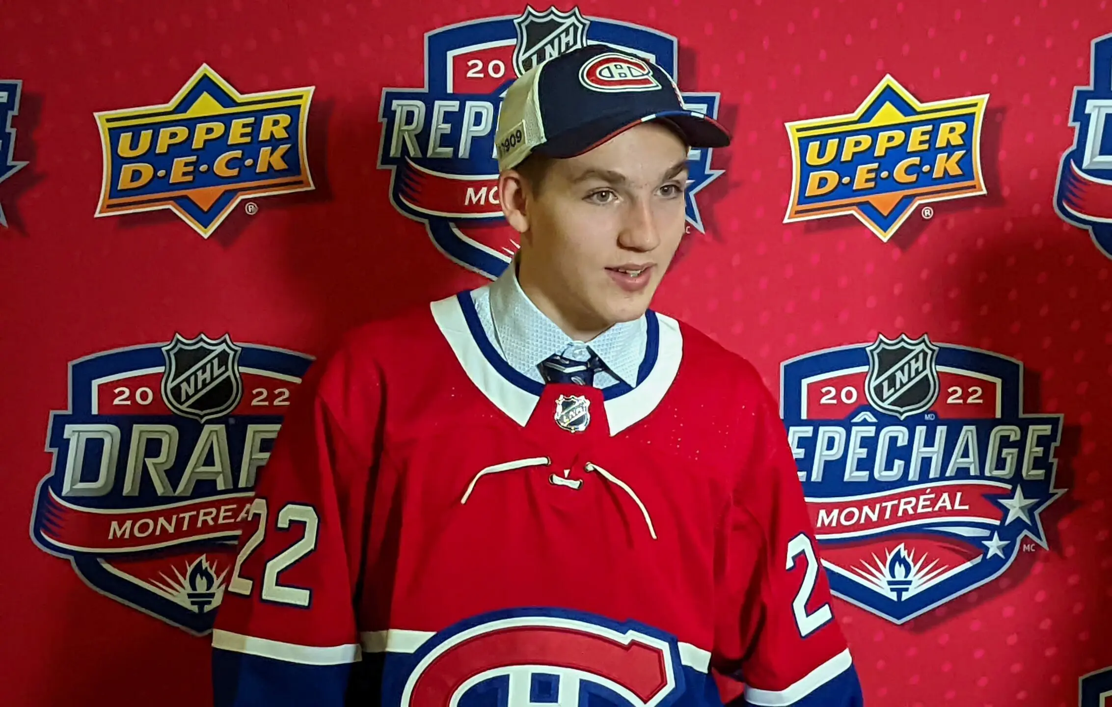Le Talent De Lane Hutson: Ascension Vers Le Sommet De La LNH? Le Talent De Lane Hutson: Ascension Vers Le Sommet De La LNH?
