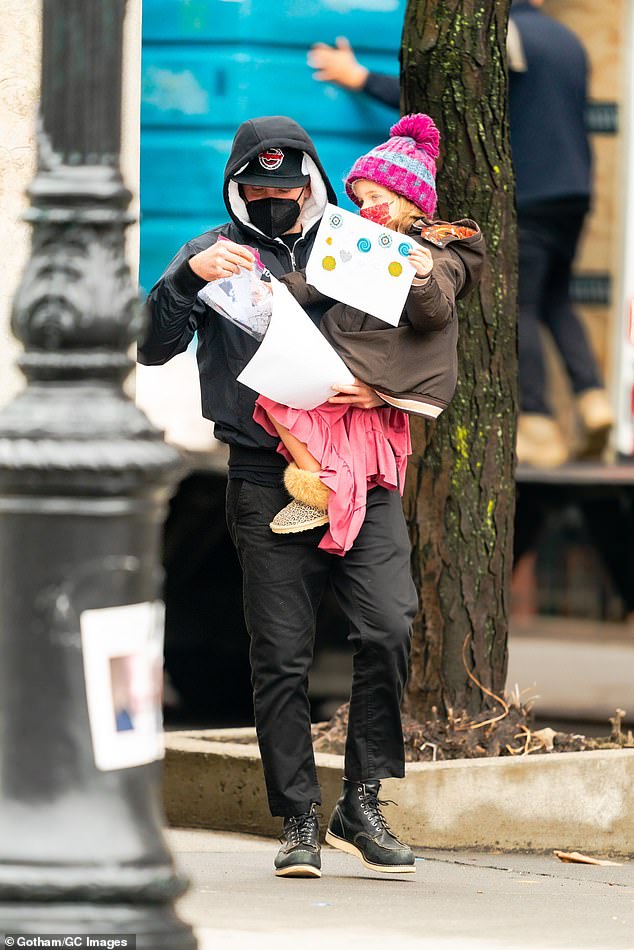 Lea De Seine Cooper's Super Bowl 2025 Appearance With Dad Bradley Cooper Lea De Seine Cooper's Super Bowl 2025 Appearance With Dad Bradley Cooper