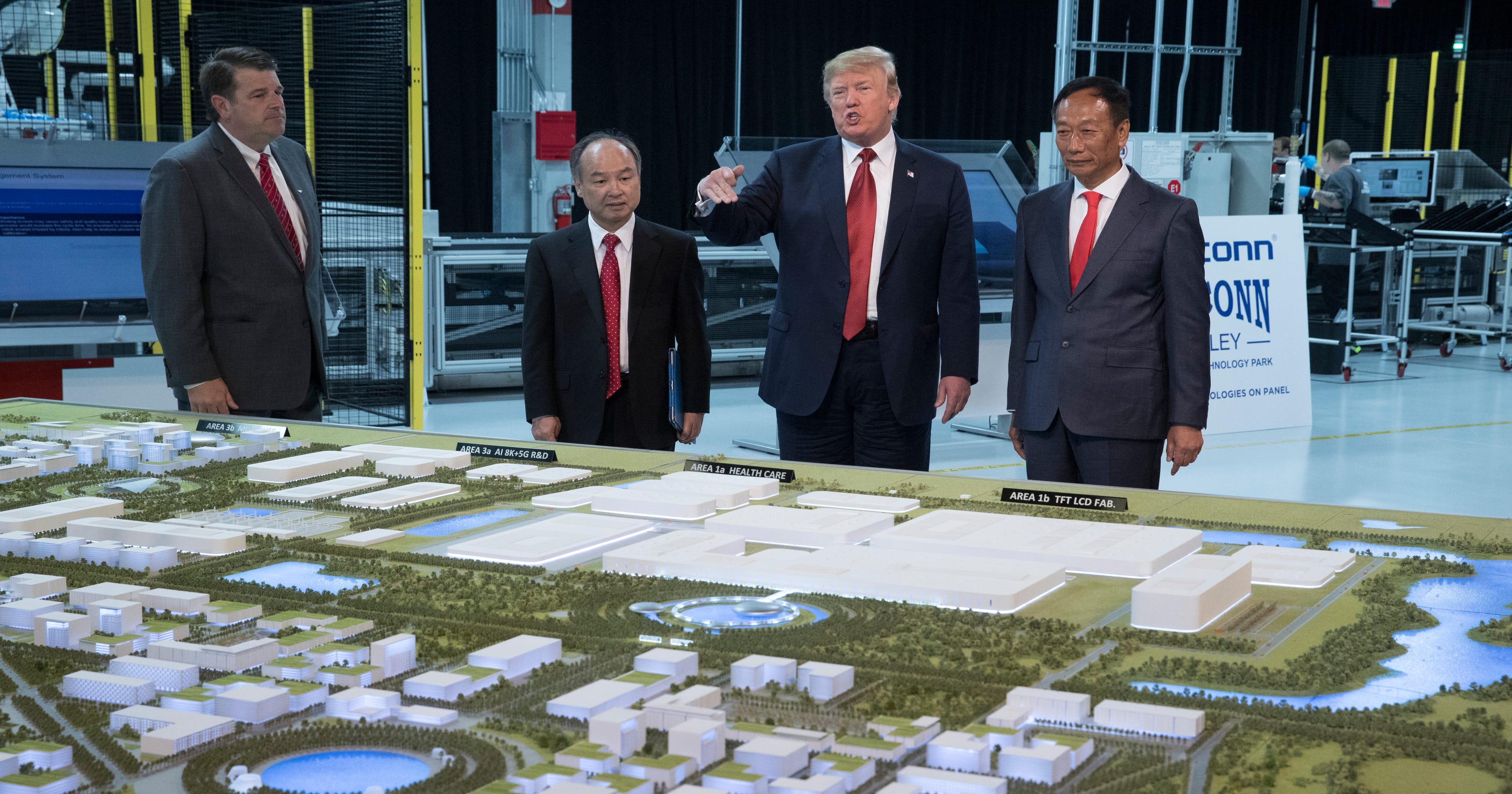 Legal Battle: Trump Defends Tariffs Against Judicial Scrutiny Legal Battle: Trump Defends Tariffs Against Judicial Scrutiny