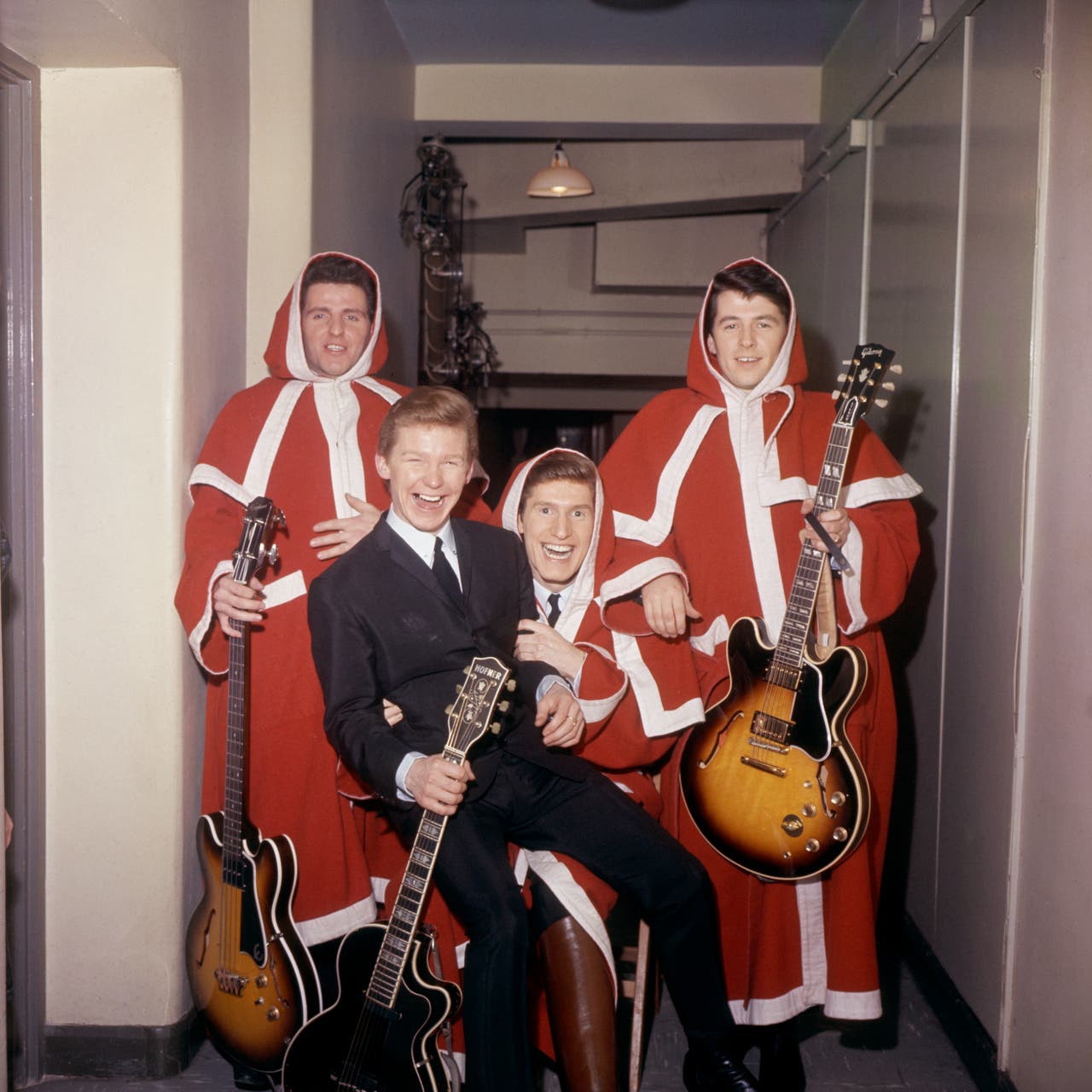 Legendary Pop Group The Searchers To Play Final Show At Glastonbury