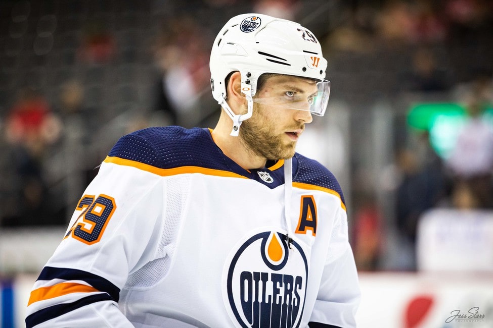 Leon Draisaitl Injured: Oilers Leading Scorer Exits Game Leon Draisaitl Injured: Oilers Leading Scorer Exits Game