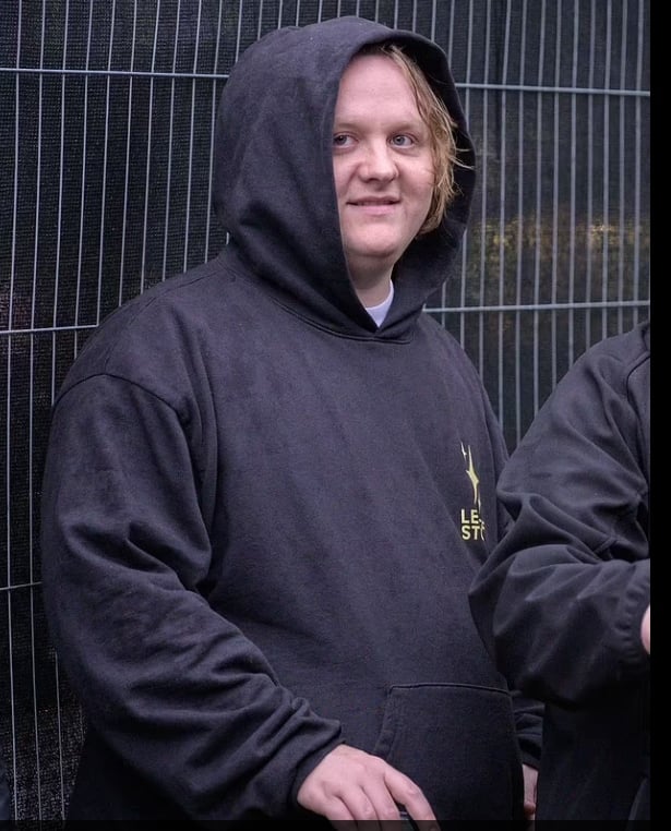 Lewis Capaldi Spotted: Thumbs Up Signals Positive Update Lewis Capaldi Spotted: Thumbs Up Signals Positive Update
