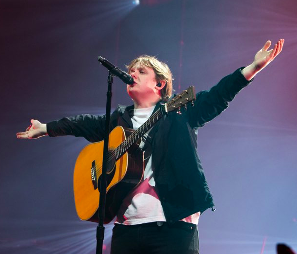 Lewis Capaldi's Surprise Return To The Stage At Charity Concert Lewis Capaldi's Surprise Return To The Stage At Charity Concert