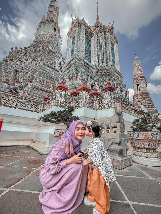 Liburan Lebaran Ria Ricis Dan Moana: 7 Momen Seru Di Bali Dan Sumba Liburan Lebaran Ria Ricis Dan Moana: 7 Momen Seru Di Bali Dan Sumba