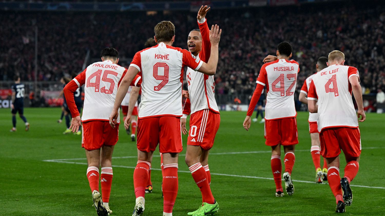 Ligue Des Champions : Le Bayern Munich Domine L'Inter Milan Grâce À Müller Ligue Des Champions : Le Bayern Munich Domine L'Inter Milan Grâce À Müller