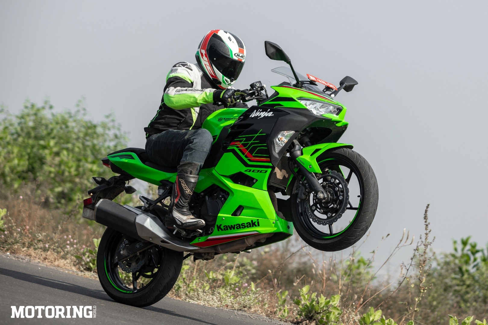 Limited-Time Offer: ₹45,000 Discount On Kawasaki Ninja Bikes Limited-Time Offer: ₹45,000 Discount On Kawasaki Ninja Bikes