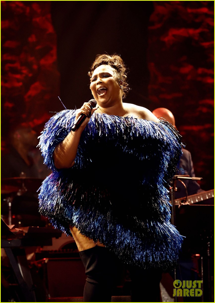 Lizzo And Myke Wright: Exploring Their Relationship, Careers, And Finances Lizzo And Myke Wright: Exploring Their Relationship, Careers, And Finances