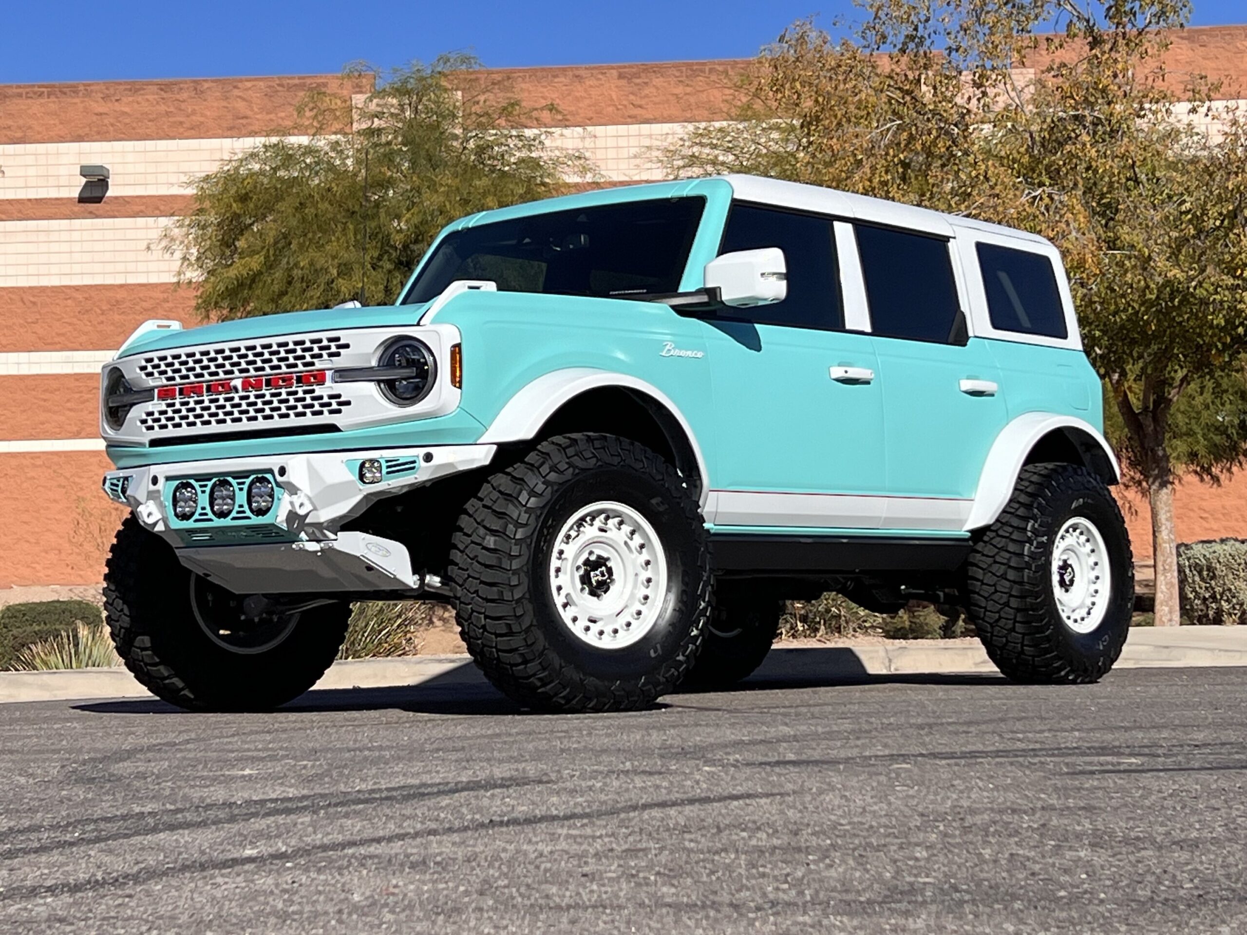 Los Angeles Style: Patrick Schwarzenegger And His Retro Bronco Los Angeles Style: Patrick Schwarzenegger And His Retro Bronco