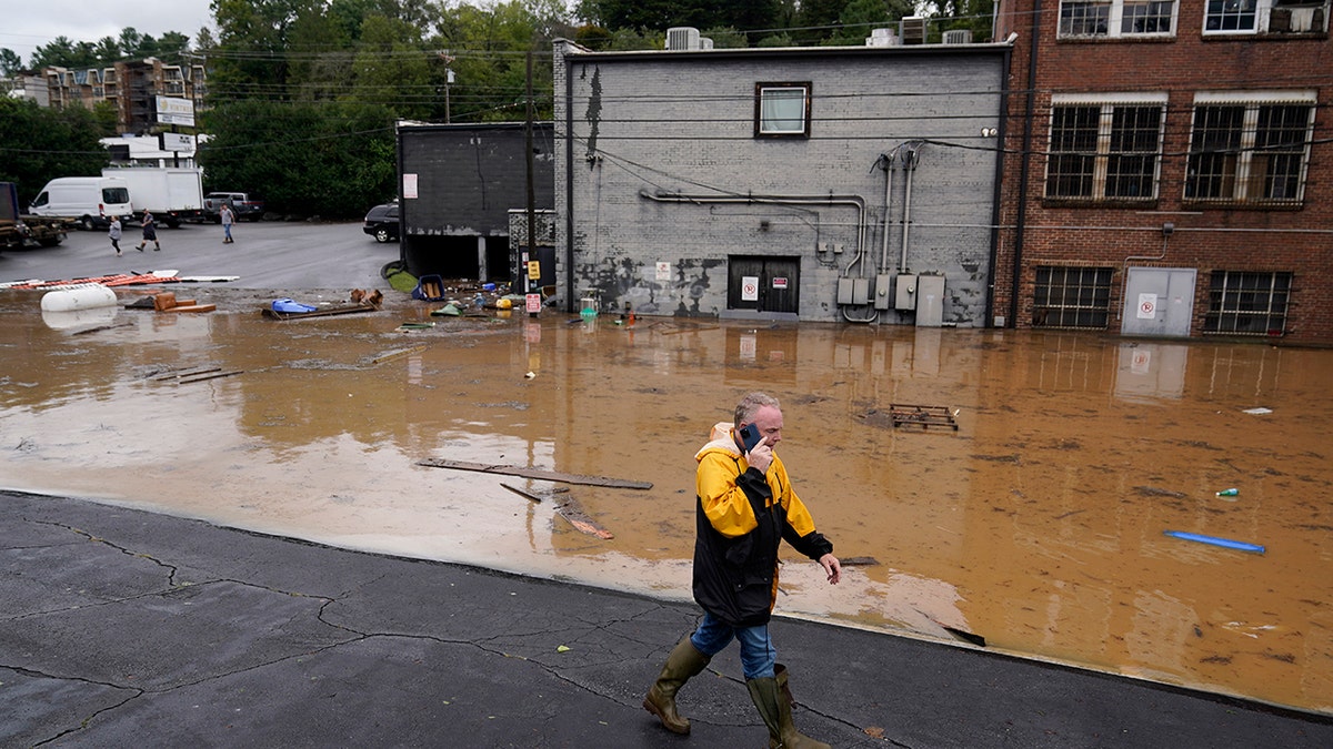 Louisville's 2025 Weather Crisis: Snow, Tornadoes, And Historic Flooding Devastation Louisville's 2025 Weather Crisis: Snow, Tornadoes, And Historic Flooding Devastation