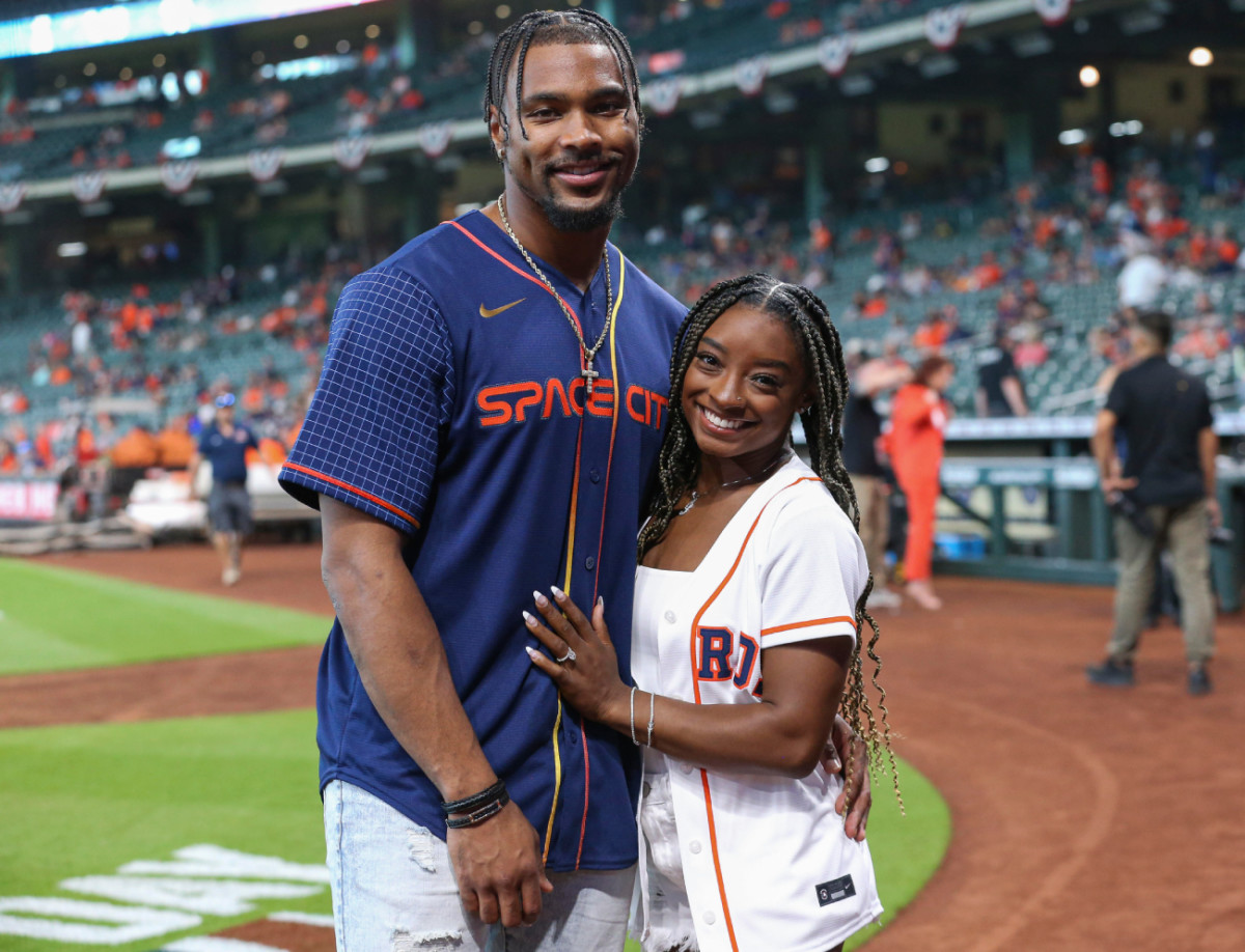 Luxury Shopping Spree: Simone Biles And Jonathan Owens Face Fan Criticism Luxury Shopping Spree: Simone Biles And Jonathan Owens Face Fan Criticism