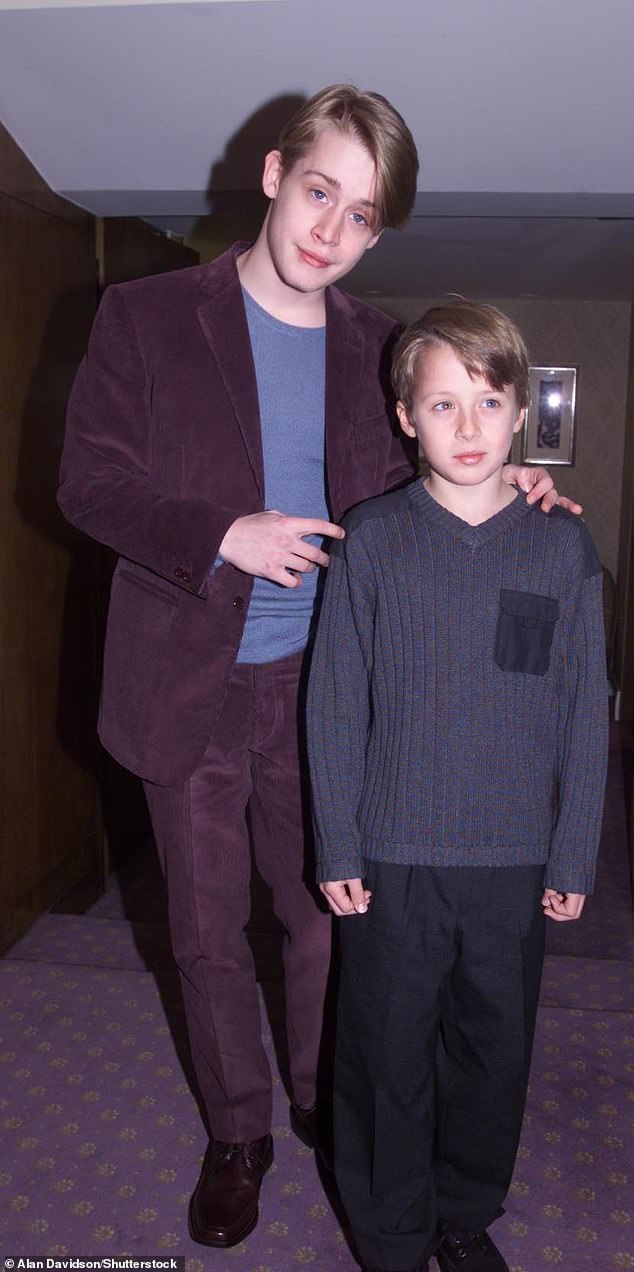 Macaulay Culkin And Rory Culkin Spotted Together At WWE Raw: Fans React Macaulay Culkin And Rory Culkin Spotted Together At WWE Raw: Fans React