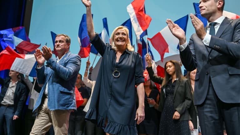 Marine Le Pen :  Une Interprétation De La Loi Selon Laurent Jacobelli