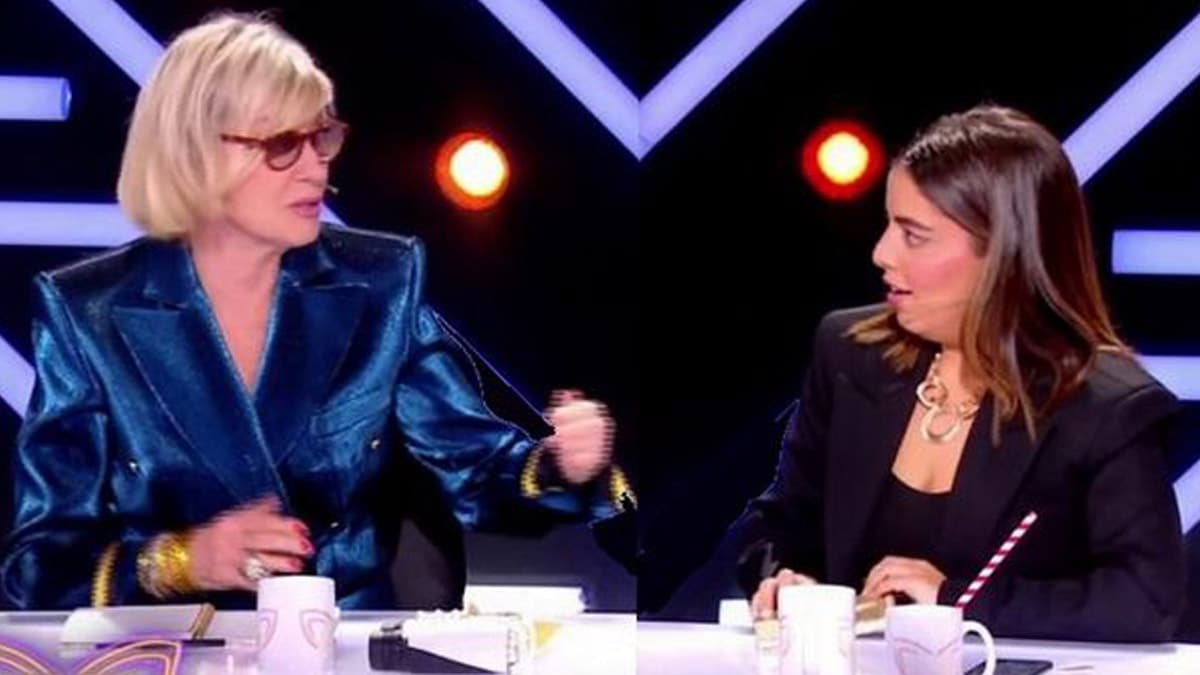 Mask Singer 2025 : L'Autruche Dévoilée ! La Réaction De Chantal Ladesou Mask Singer 2025 : L'Autruche Dévoilée ! La Réaction De Chantal Ladesou